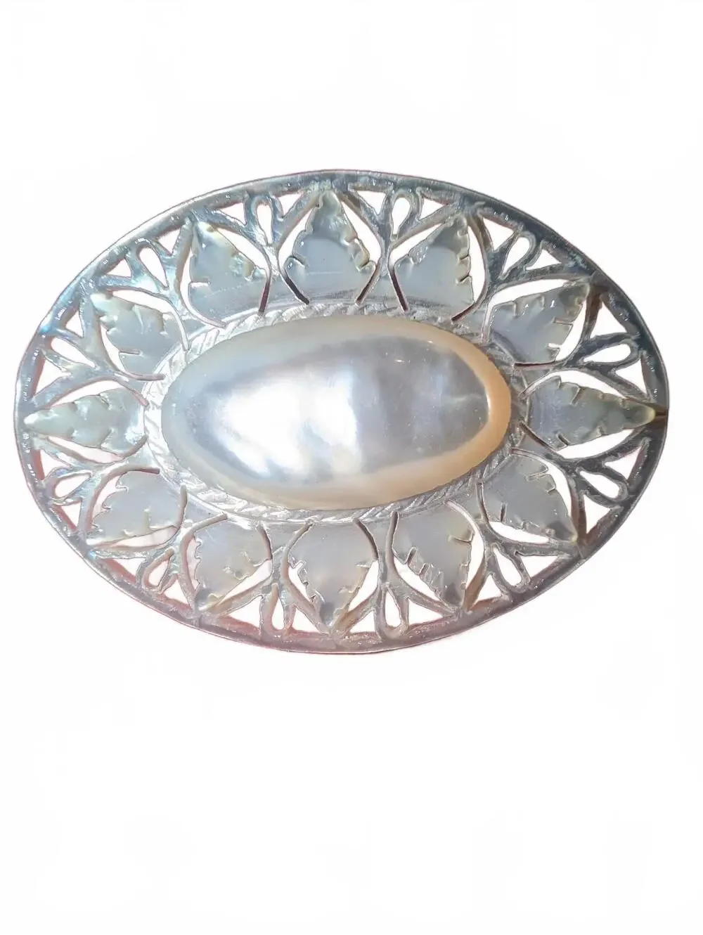 Vintage Silver Tone Oval Brooch with Mother of Pearl Inlay